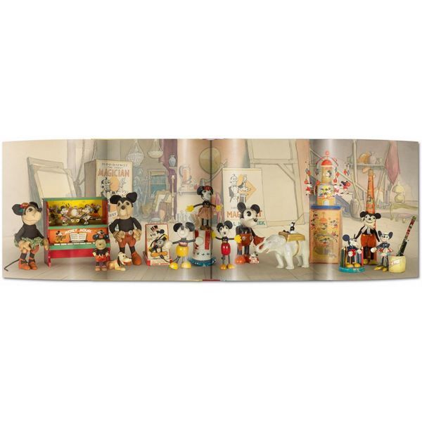 Walt Disney's Mickey Mouse. The Ultimate History UAS1801 фото