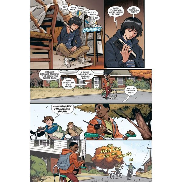 Stranger Things Graphic Novel Boxed Set UAS1735 фото